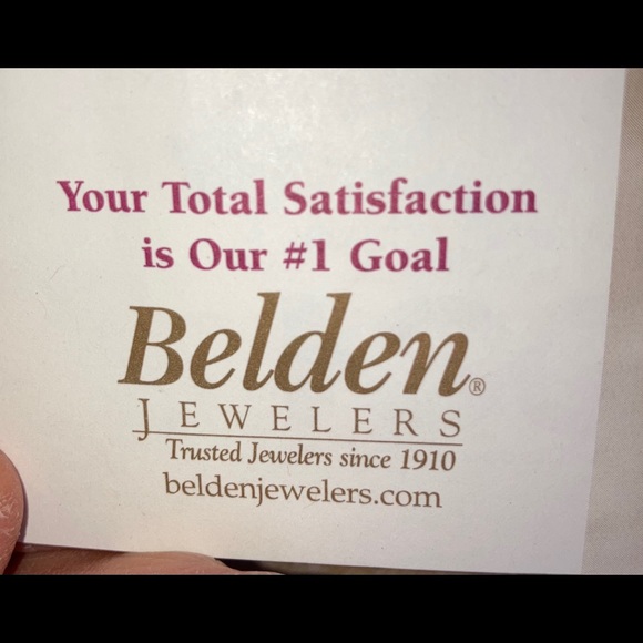 Diamond engagement ring w/papers. Wht gold - Picture 4 of 9